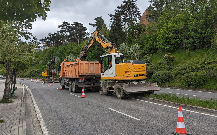 Las obras de Beloso obligan a cortar los dos carriles de subida este domingo, de forma que solo habrá un carril de subida hacia Pamplona y otro de bajada hacia Burlada. AP