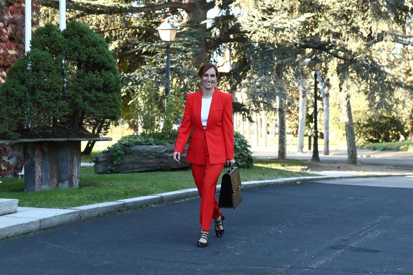 La ministra de Sanidad, Mónica García. (Pool Moncloa (foto de archivo))