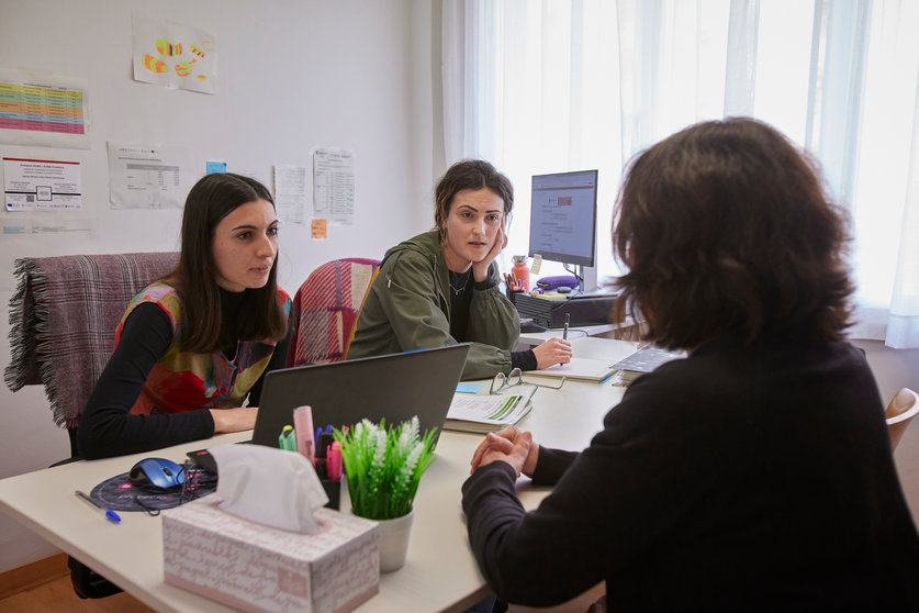 Convenio de Ayuntamiento de Pamplona y Gobierno de Navarra para la financiación del Equipo de Inserción Sociolaboral y el de Atención a la Infancia y Adolescencia. AP