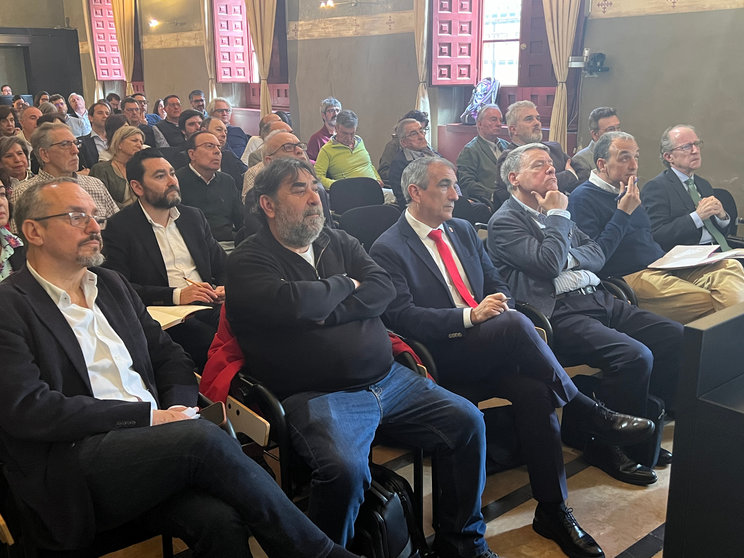 Jornada '¿Cómo avanzar en la cohesión territorial' . UNED TUDELA